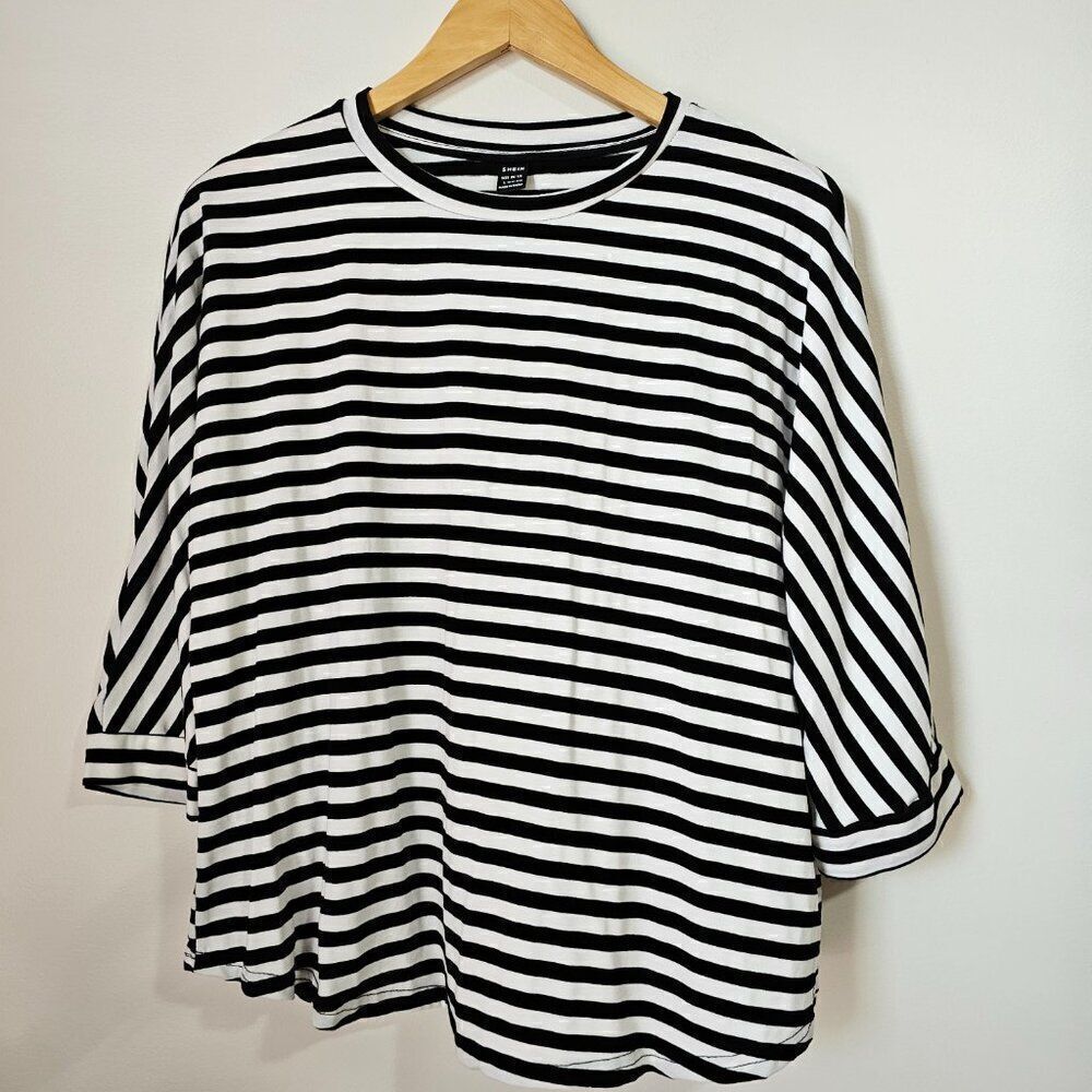 EUC LIKE NEW SHEIN STRIPED BLACK WHITE BAT WING SHIRT TOP SIZE L